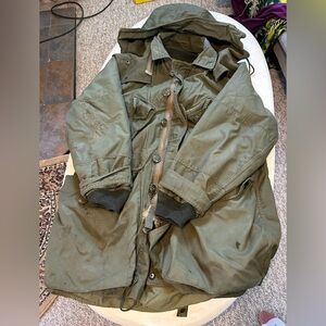 AVON Sportswear Olive Green Parka 🧥